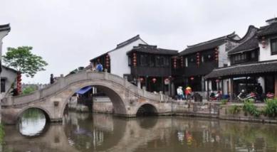 老师直播是不务正业吗？游戏画面